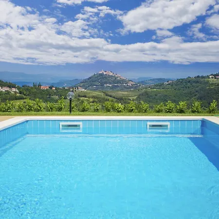 Villa Superb In With Private Pool Karojba